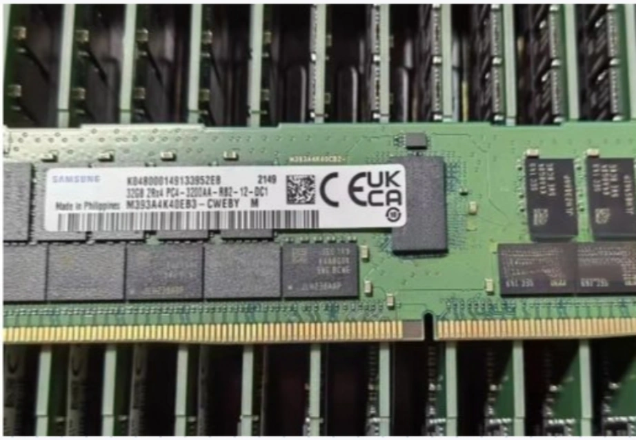 Samsung M393A4K40DB3-CWE