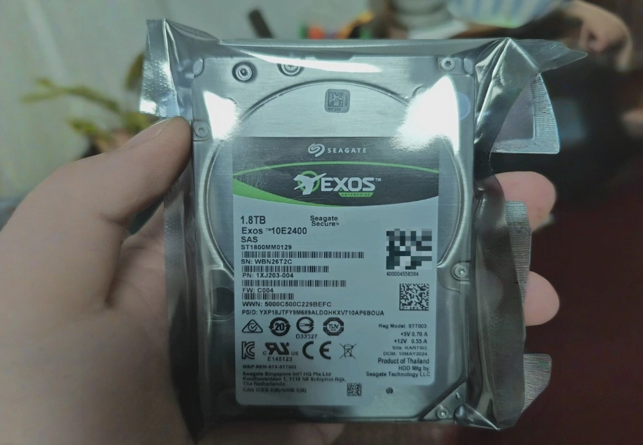 Dell vs Seagate Enterprise Drives: Is the PowerEdge OEM Premium Worth It?